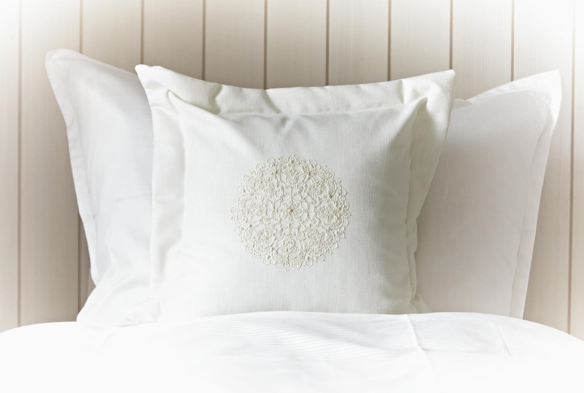 Steigenberger Grandhotel & Spa Heringsdorf Bagian luar foto A pillow