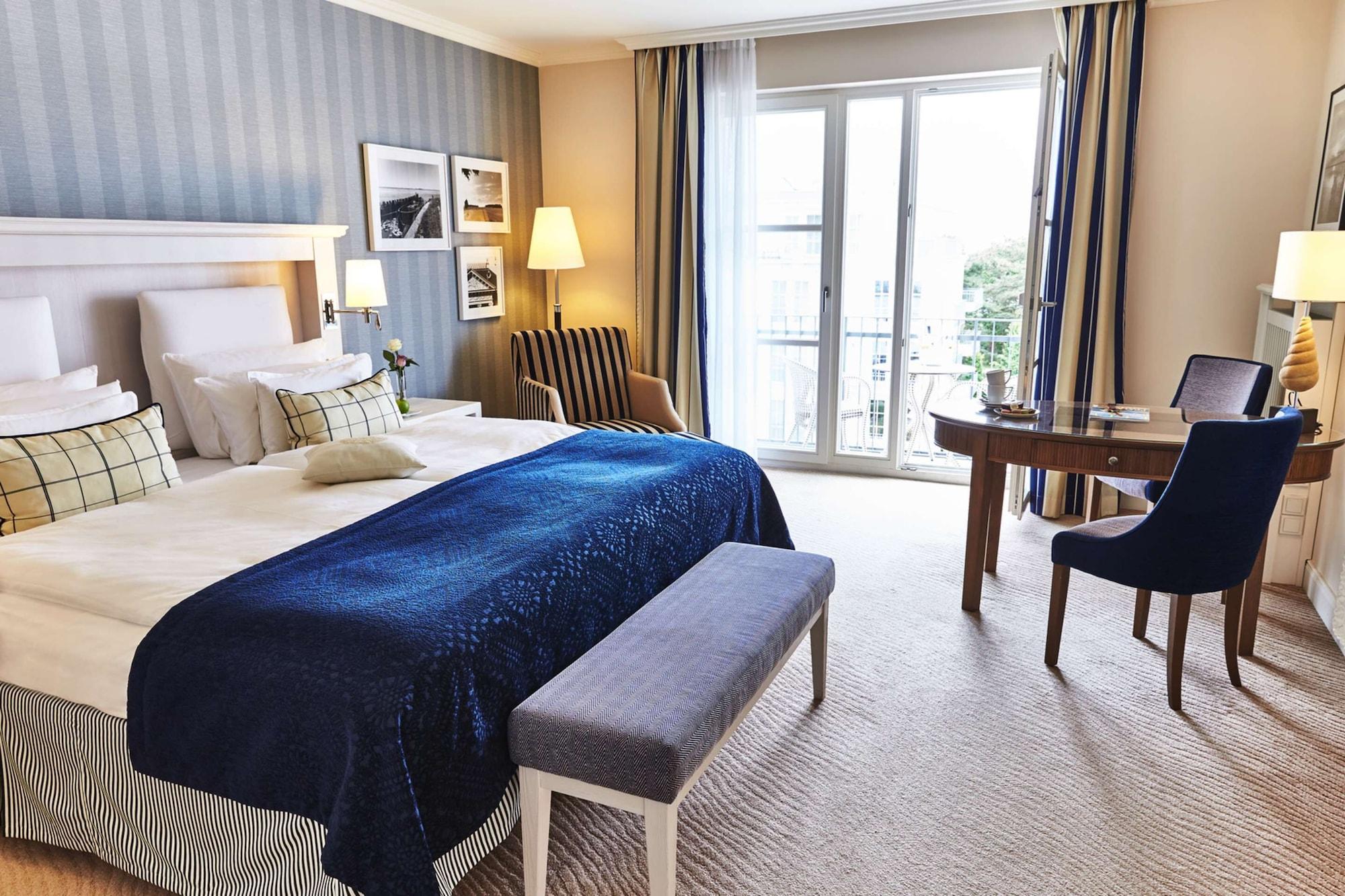 Steigenberger Grandhotel & Spa Heringsdorf Bagian luar foto A room at the hotel