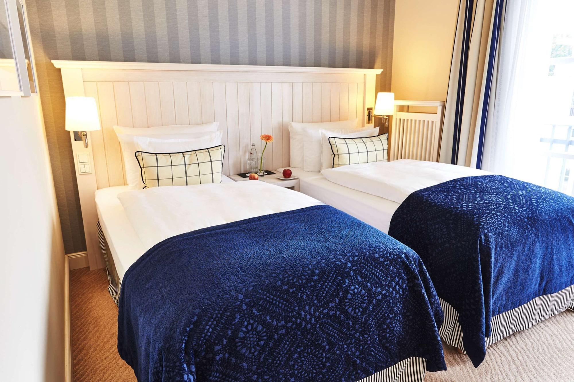 Steigenberger Grandhotel & Spa Heringsdorf Bagian luar foto A room at the hotel