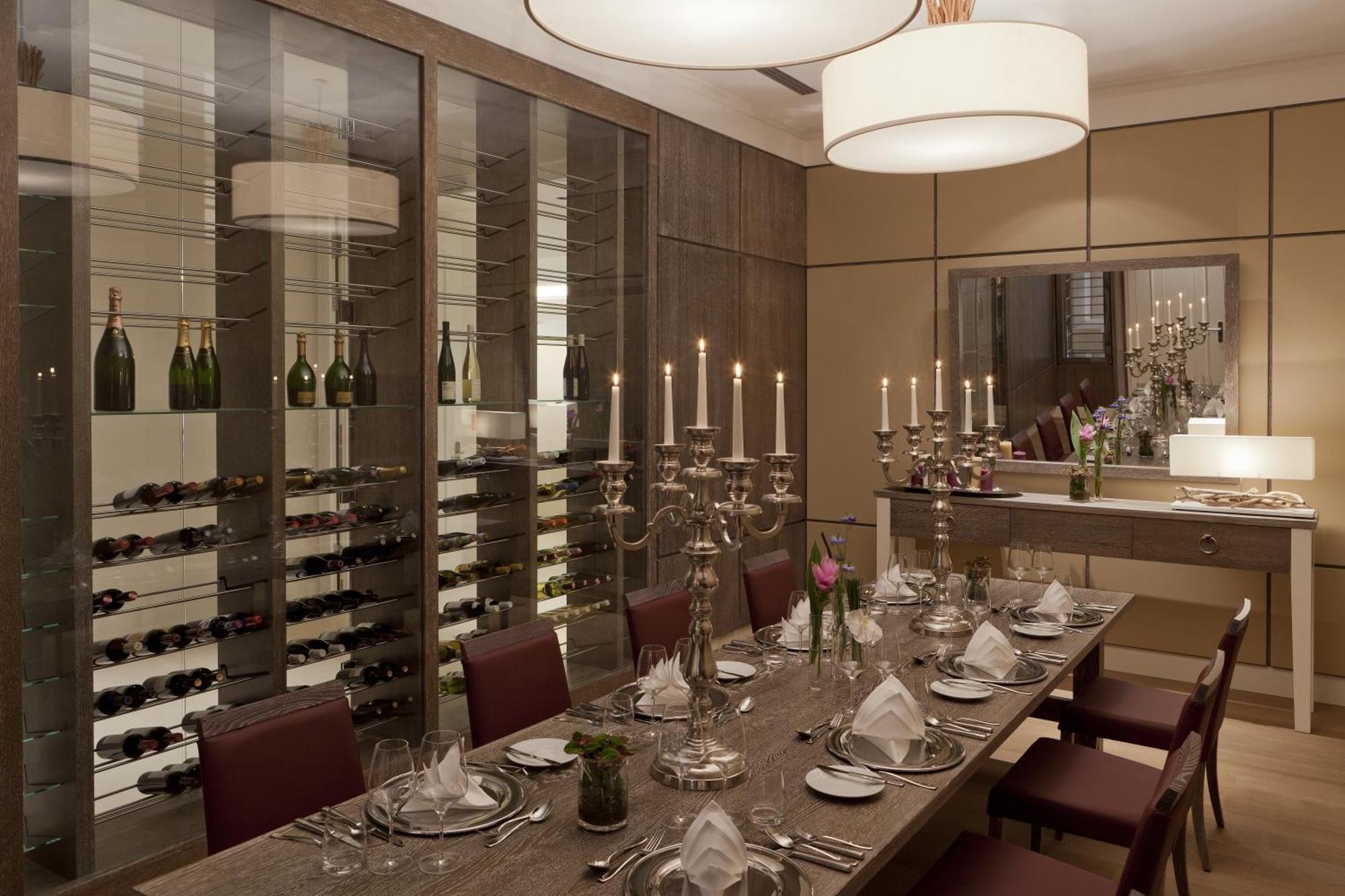 Steigenberger Grandhotel & Spa Heringsdorf Restoran foto The Wine Room