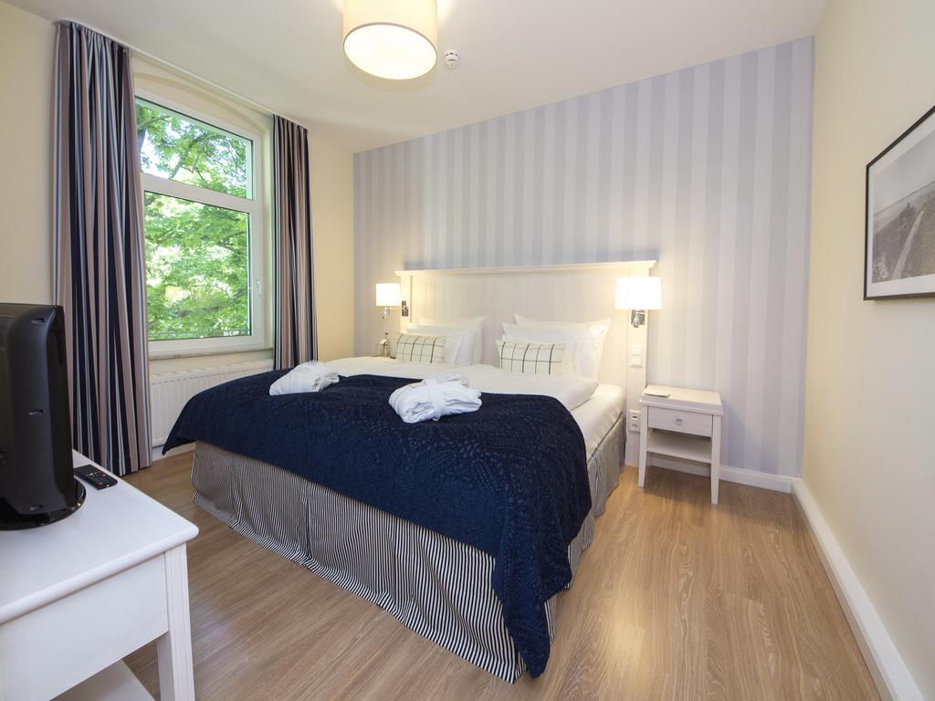 Steigenberger Grandhotel & Spa Heringsdorf Bagian luar foto A room at the hotel