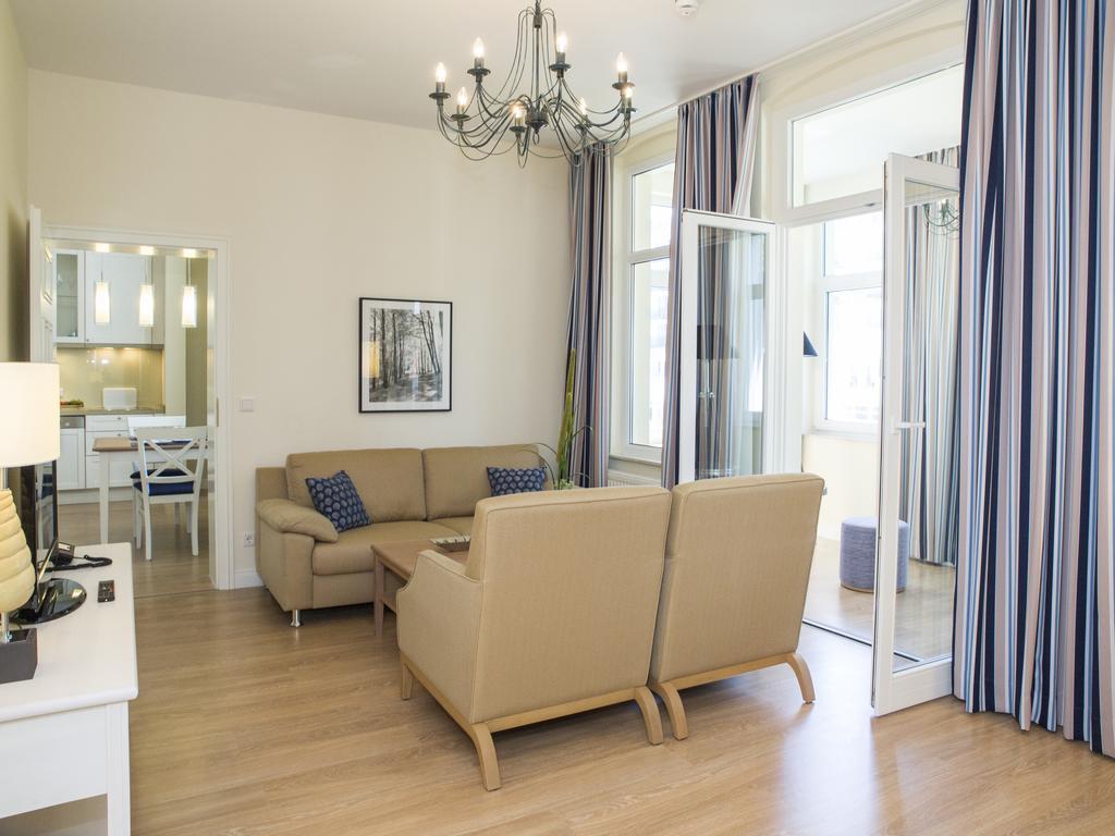 Steigenberger Grandhotel & Spa Heringsdorf Bagian luar foto A living room